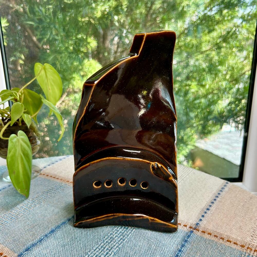 Vintage 1978 M. Cyzycki Signed Ceramic Abstract Sculpture – Brown Glaze, MCM